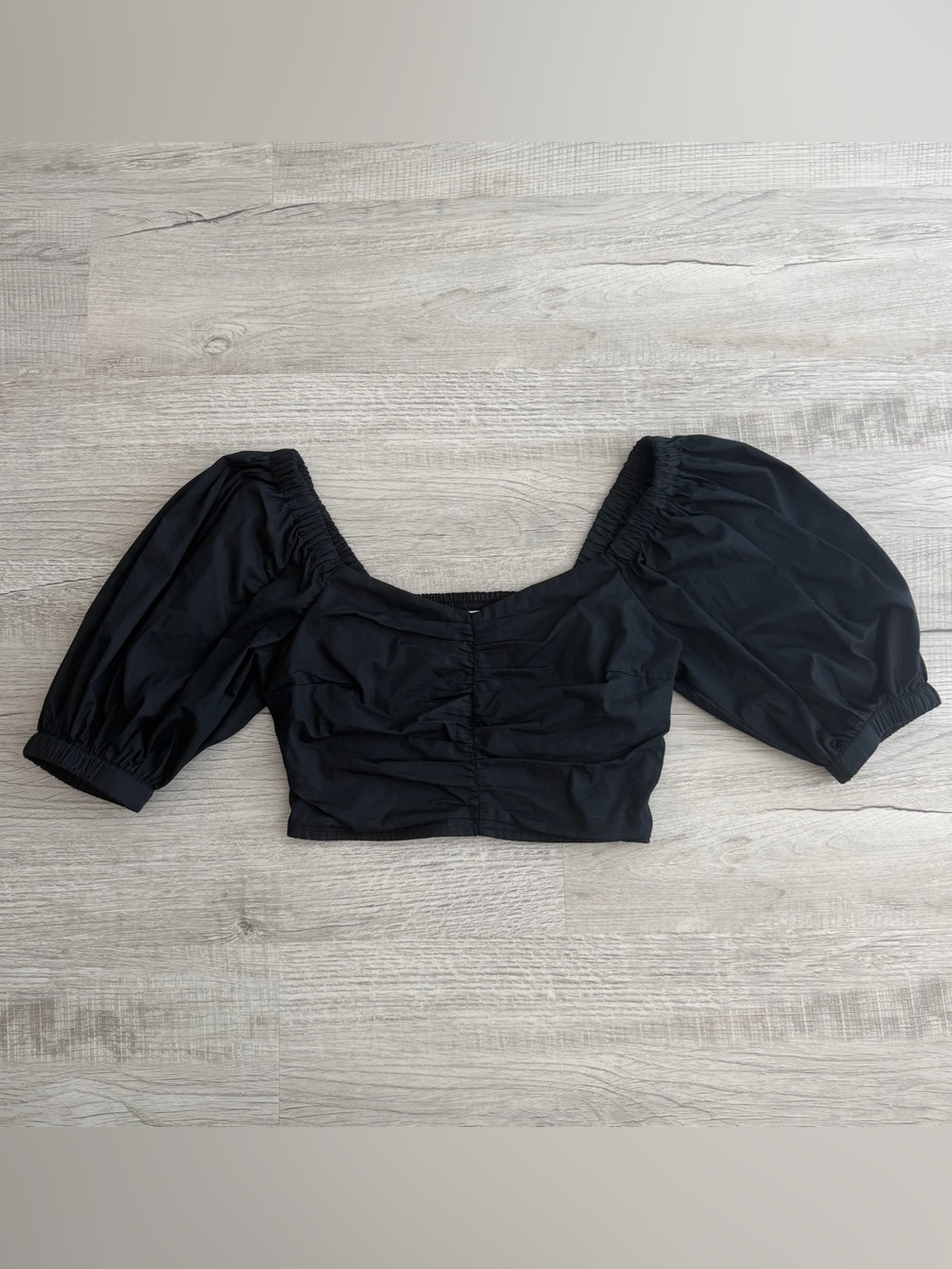 Abercrombie & Fitch Black Ruched Puff Sleeve Crop Top